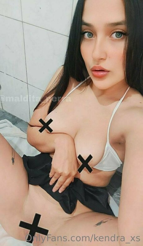 Kendra_xs