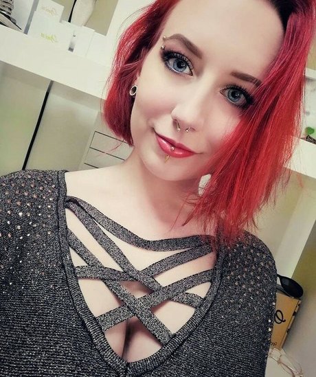 Foto desnuda filtrada de OnlyFans de Methvespertine