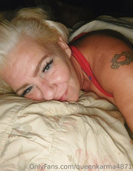 Queenkarma4871