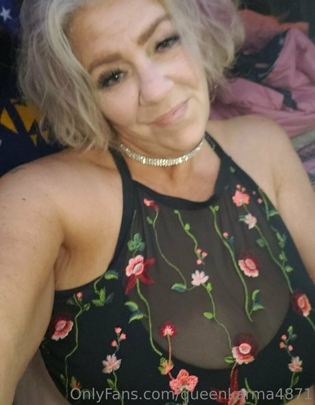 Queenkarma4871