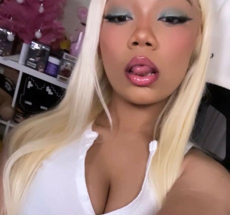 Foto desnuda filtrada de OnlyFans de Mariiiisel