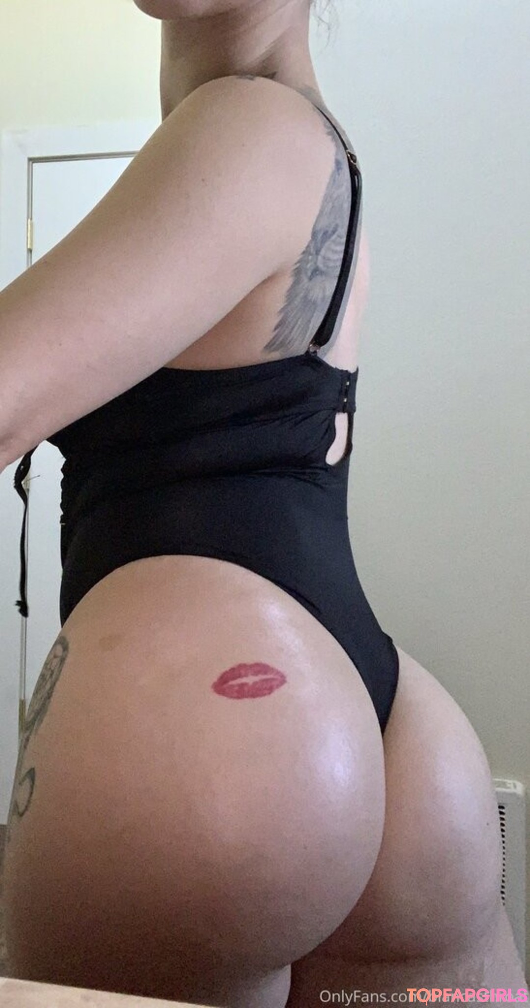 Foto desnuda filtrada de OnlyFans de Biancasthroat #6 Foto desnuda filtrada de OnlyFans de Biancasthroat #6