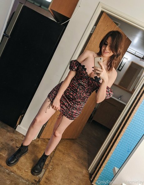 Anniejay
