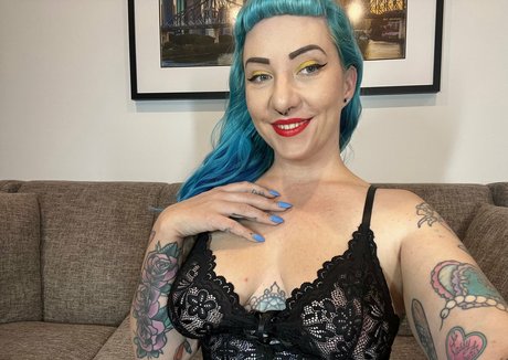 Suicide Girls