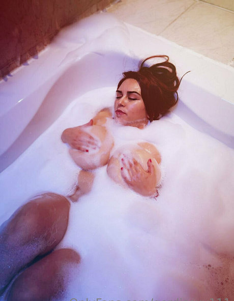 Foto desnuda filtrada de OnlyFans de Gordisexy111