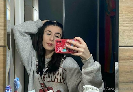 Eva_innocent
