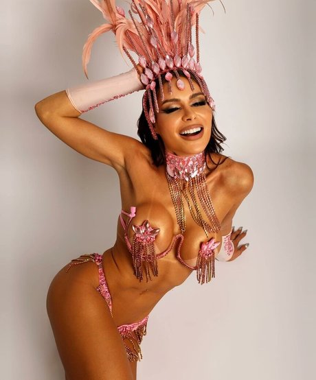 Foto desnuda filtrada de OnlyFans de Fernanda Lacerda