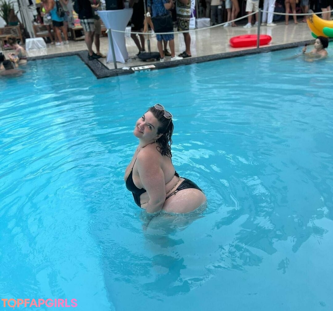 Foto desnuda filtrada de OnlyFans de Mollynonsense #261 Foto desnuda filtrada de OnlyFans de Mollynonsense #261