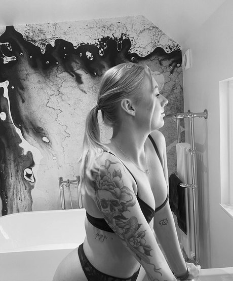 Elliemayyyy08