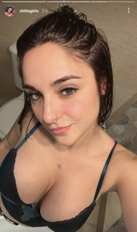 Foto desnuda filtrada de OnlyFans de Chittagirlx