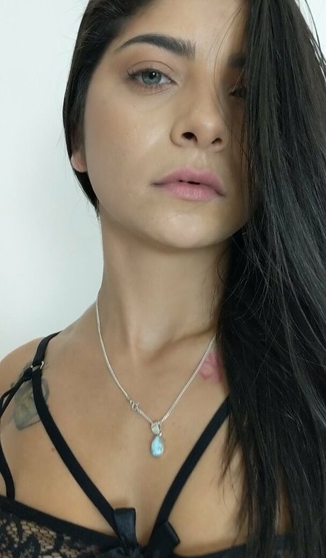 Foto desnuda filtrada de OnlyFans de Selenakyle69