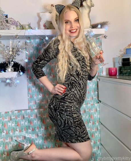 Foto desnuda filtrada de OnlyFans de Ittybittyprettykittyfree