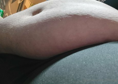 Foto desnuda filtrada de OnlyFans de Fittopop