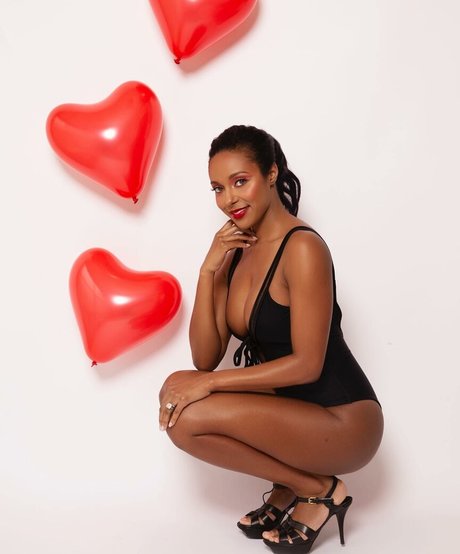Brandi Rhodes
