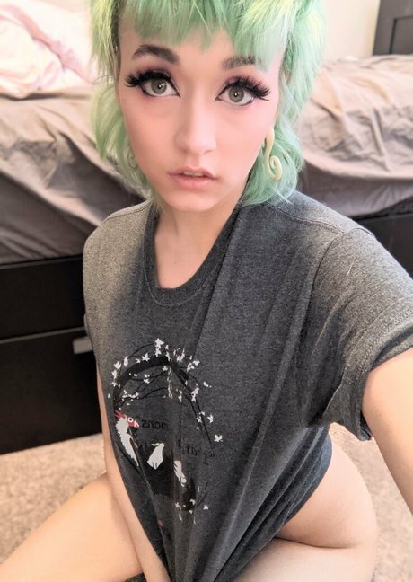 Foto desnuda filtrada de OnlyFans de Thelandofodd
