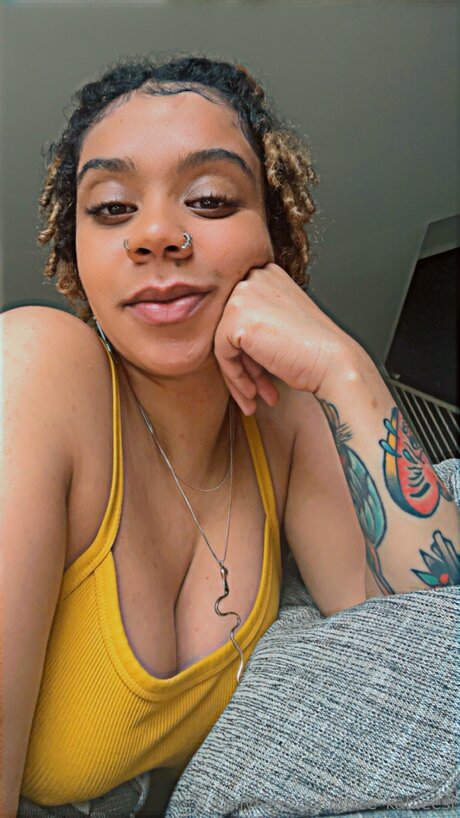 Foto desnuda filtrada de OnlyFans de Thee Kahleesi