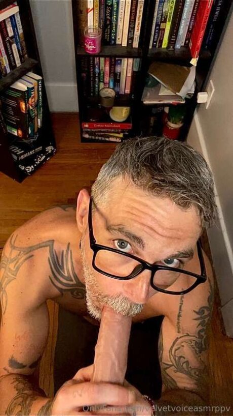 Foto desnuda filtrada de OnlyFans de Velvetvoiceasmrppv