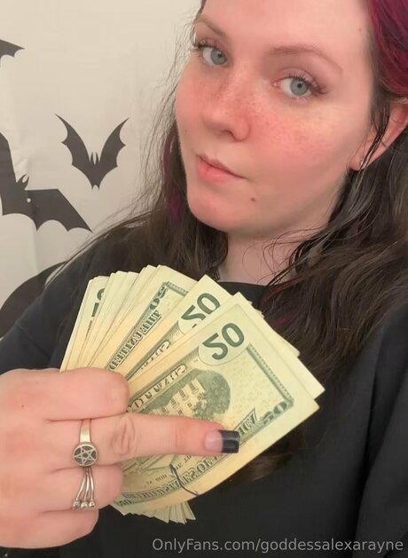 Goddessalexarayne