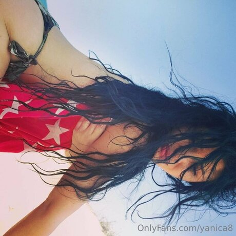 Foto desnuda filtrada de OnlyFans de Yanica8