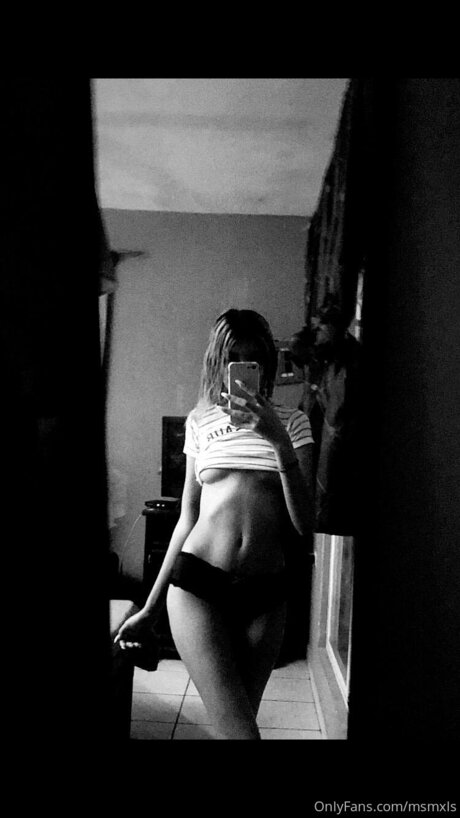 Foto desnuda filtrada de OnlyFans de Mlssxx
