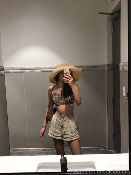 Foto desnuda filtrada de OnlyFans de Laclaribold