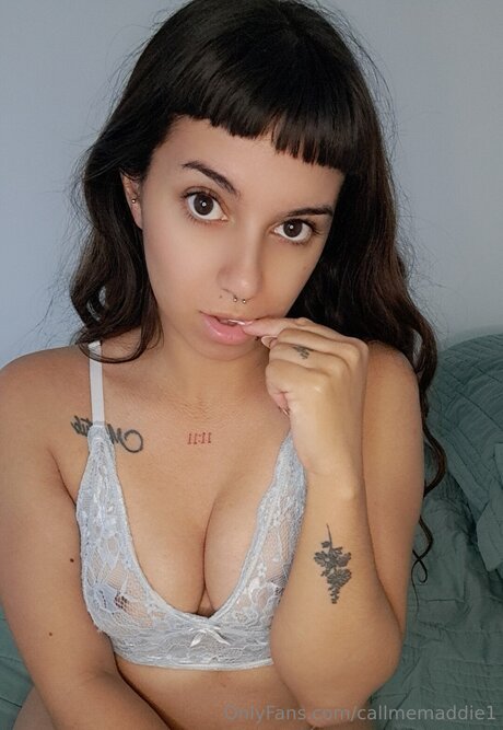 Foto desnuda filtrada de OnlyFans de Callmemaddie1