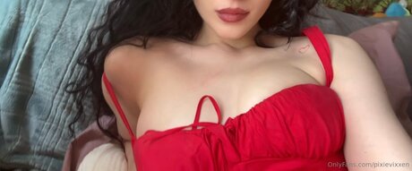 Foto desnuda filtrada de OnlyFans de Pixievixencrypt
