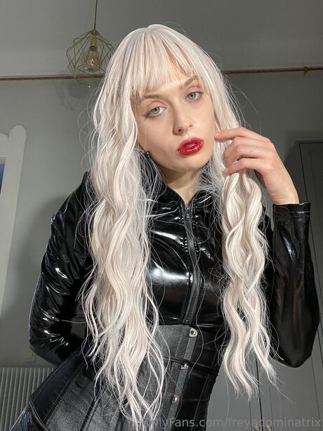 Freyadominatrix
