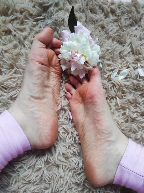 Goddessblondiefeet