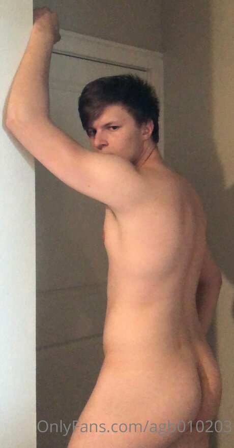 Foto desnuda filtrada de OnlyFans de Agb010203