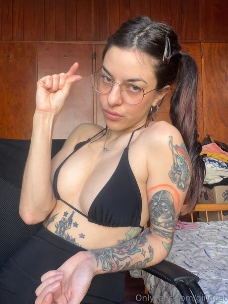 Foto desnuda filtrada de OnlyFans de Gindust