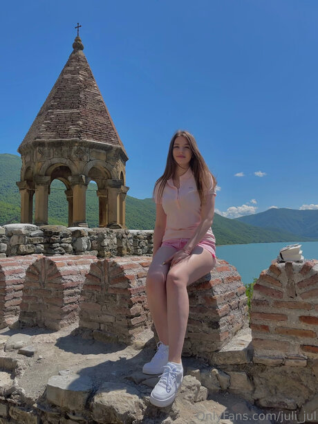 Juli Jul