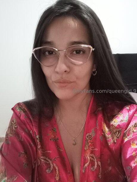 Queengirl 9