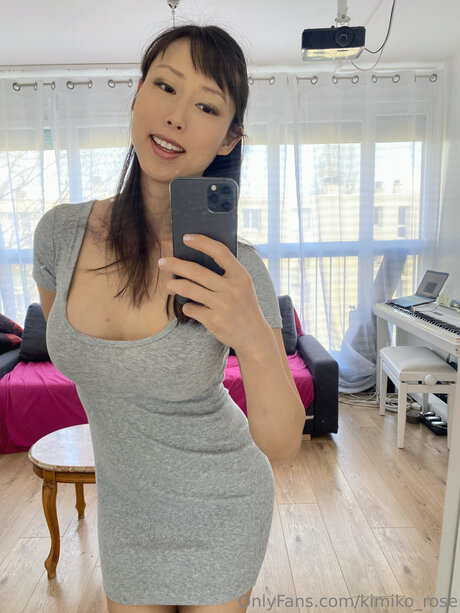 Kimiko Rose