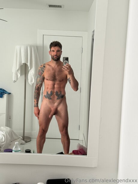 Foto desnuda filtrada de OnlyFans de Alexlegendxxx