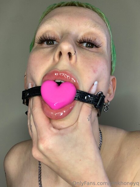 Pinkhoneyq
