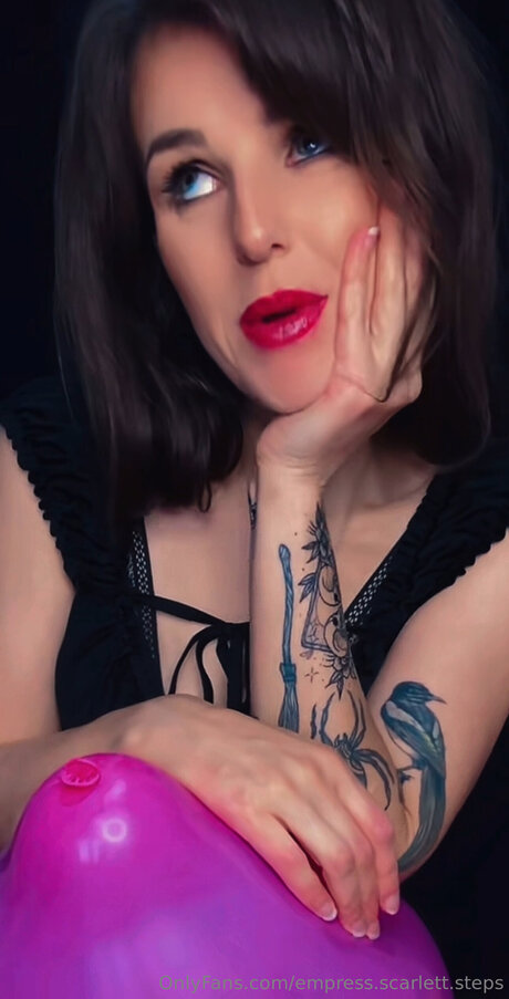 Foto desnuda filtrada de OnlyFans de Empress Scarlett Steps