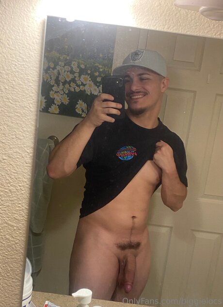Foto desnuda filtrada de OnlyFans de Biggielocs