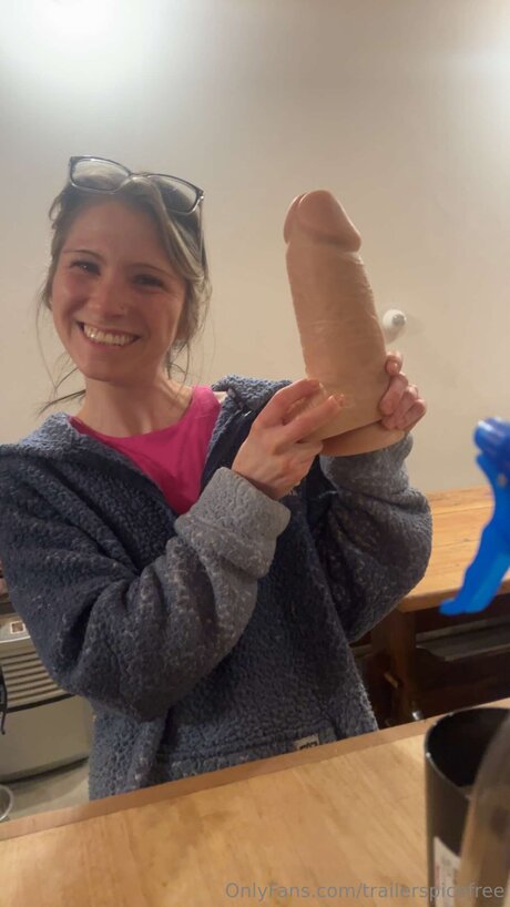Foto desnuda filtrada de OnlyFans de Trailerspicefree