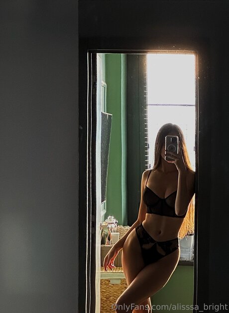 Foto desnuda filtrada de OnlyFans de Alisssa Bright