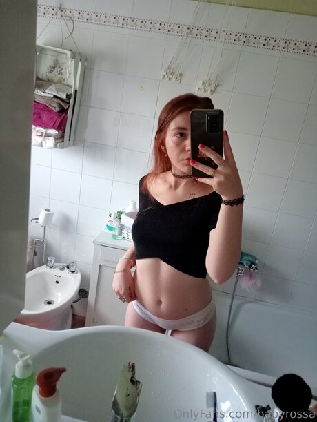 Foto desnuda filtrada de OnlyFans de Babyrossa