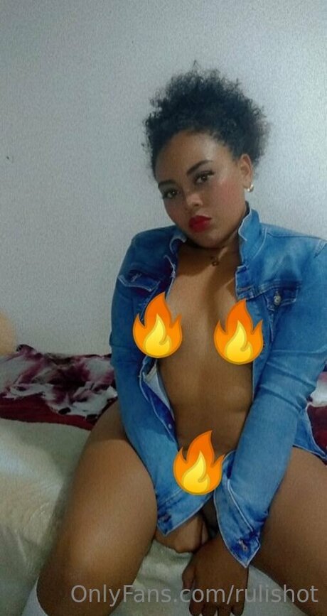 Foto desnuda filtrada de OnlyFans de Rulishot