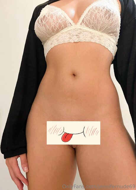 Foto desnuda filtrada de OnlyFans de Jennifernude69