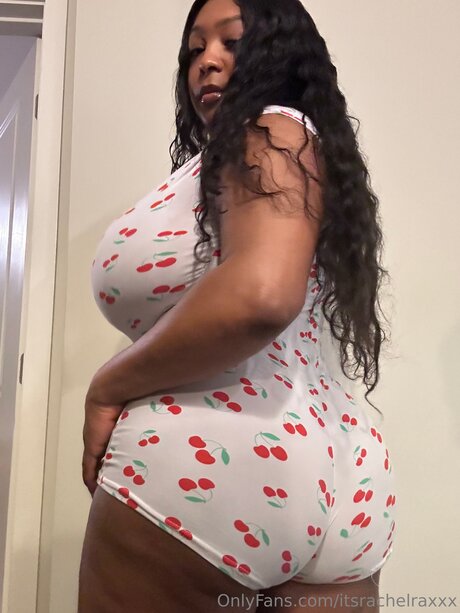 Foto desnuda filtrada de OnlyFans de Itsrachelraxxx