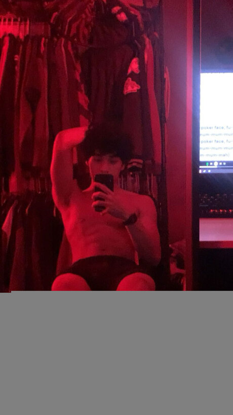 Foto desnuda filtrada de OnlyFans de Alexanderisheat