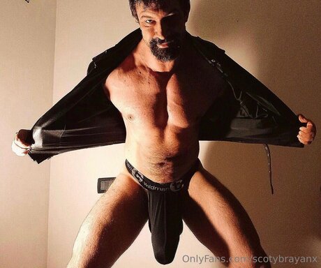 Scotybrayanx