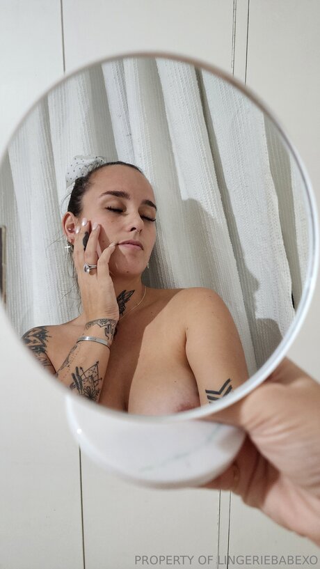 Foto desnuda filtrada de OnlyFans de Unholyhoneyx