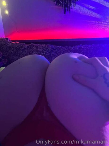 Foto desnuda filtrada de OnlyFans de Mikamamaki