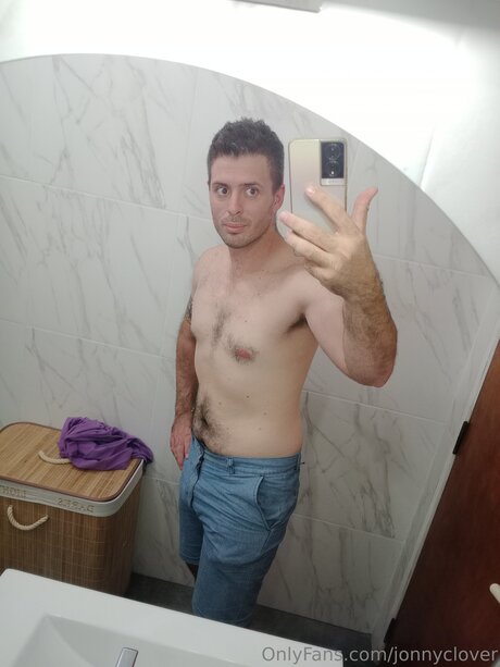 Foto desnuda filtrada de OnlyFans de Jonnyclover