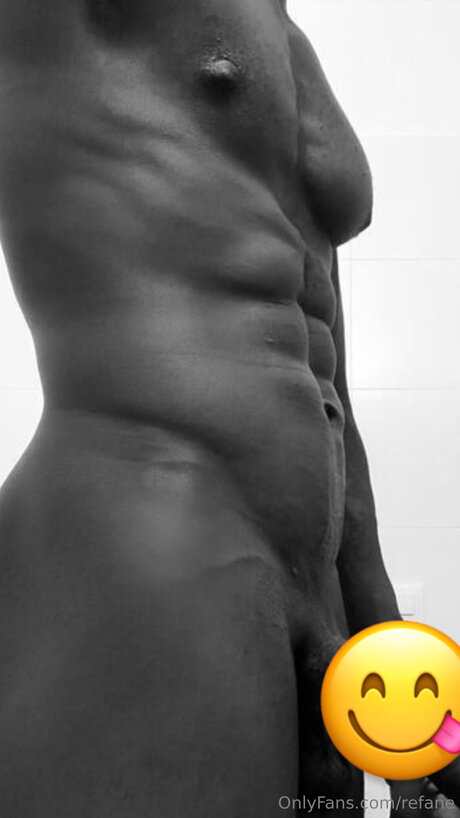 Foto desnuda filtrada de OnlyFans de Refane